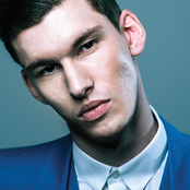 Willy Moon - List pictures