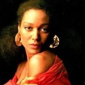 Amii Stewart - List pictures