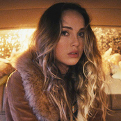 Zella Day - List pictures