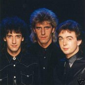 The Outfield - List pictures