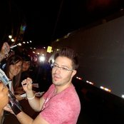Danny Gokey - List pictures