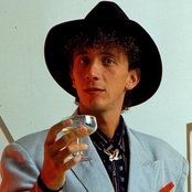 Savage - List pictures