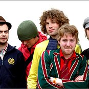 Kaiser Chiefs - List pictures