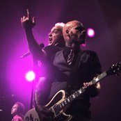 Goldfinger - List pictures