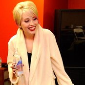 Alexis Grace - List pictures