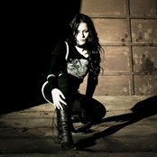 Luna Obscura - List pictures