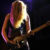 Joanne Shaw Taylor - List pictures