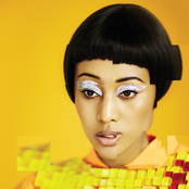 Vv Brown - List pictures