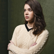 Hailee Steinfeld - List pictures