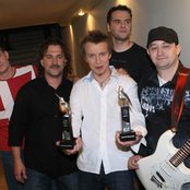 Feel - List pictures