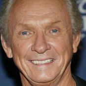 Mel Tillis - List pictures