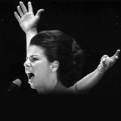 Nana Caymmi - List pictures