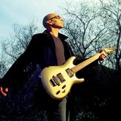 Joe Satriani - List pictures