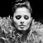 Jullie - List pictures