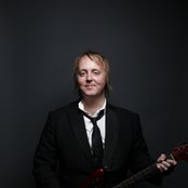 James Mccartney - List pictures