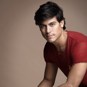 Carlos Rivera - List pictures