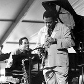 Wayne Shorter - List pictures