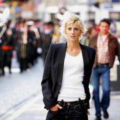 Sarah Bettens - List pictures