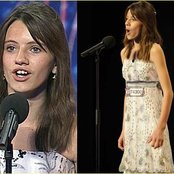 Faryl Smith - List pictures