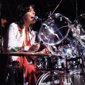 Karen Carpenter - List pictures
