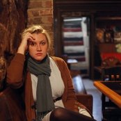 Sarah Jaffe - List pictures