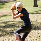 Joy Williams - List pictures