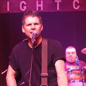 Chris Knight - List pictures