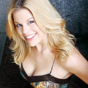 Megan Hilty - List pictures