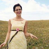 Venus Hum - List pictures