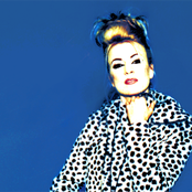 Lian Ross - List pictures