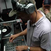 Tomas Barfod - List pictures