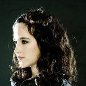 Ximena Sarinana - List pictures