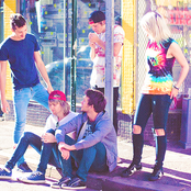 Tonight Alive - List pictures