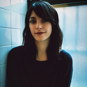 Sharon Van Etten - List pictures