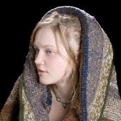 Crystal Bowersox - List pictures