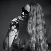 Layla Zoe - List pictures