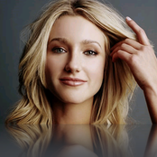 Whitney Duncan - List pictures