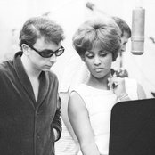 Darlene Love - List pictures