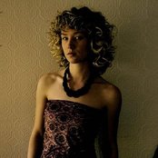 Beth Rowley - List pictures