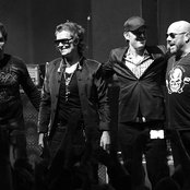Black Country Communion - List pictures