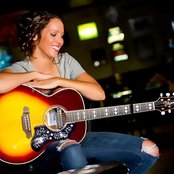 Karla Davis - List pictures