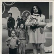 Tiny Tim - List pictures