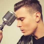 Robin Bengtsson - List pictures