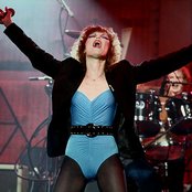 Pat Benatar - List pictures