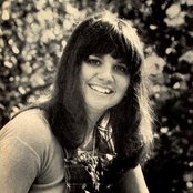 Linda Ronstadt - List pictures