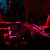 Bitchin Bajas - List pictures