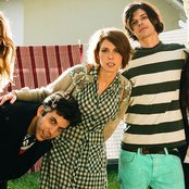 Grouplove - List pictures