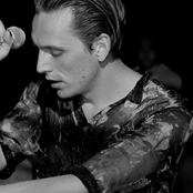 Gabriel Bruce - List pictures