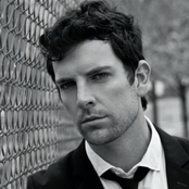 Chris Mann - List pictures