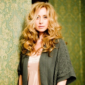 Lara Fabian - List pictures